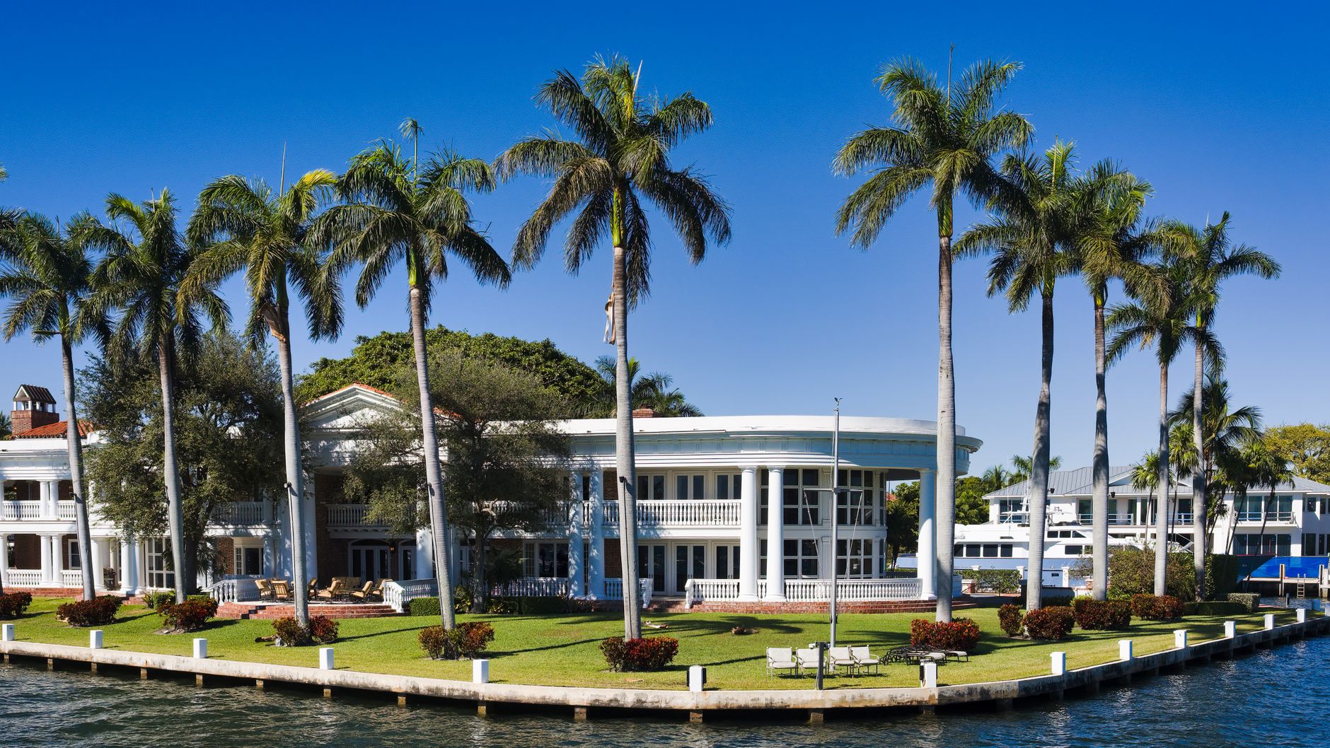 A landscaped Gulf Coast waterfront property